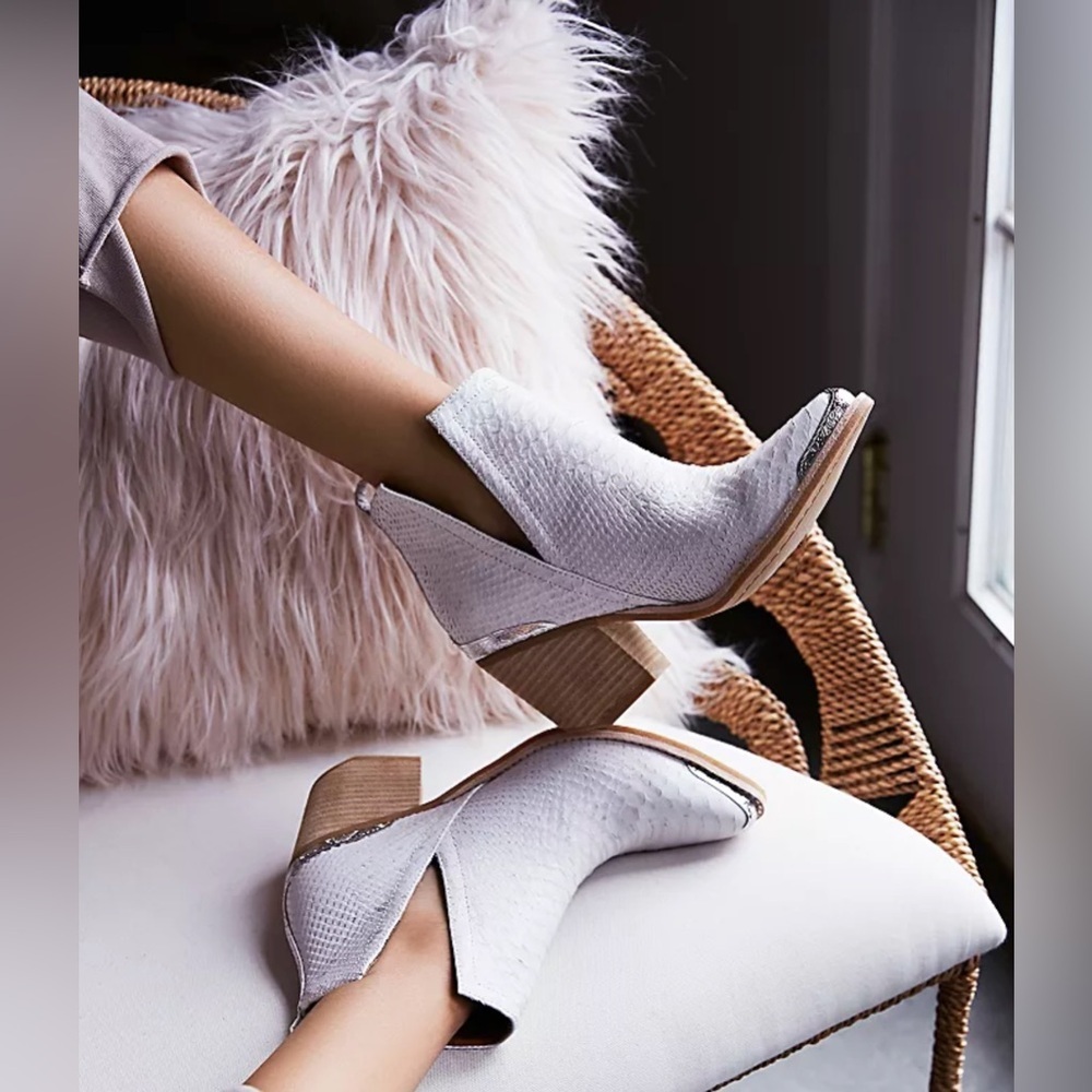 Jeffrey Campbell White Western Cromwell Booties
